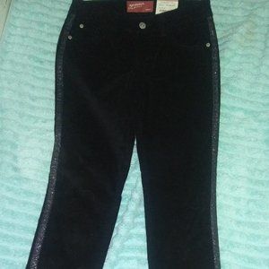 1 lot of 4 pairs of Girls Pants